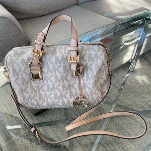 Michael Kors signature bag